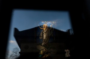 France, Paris, Pere Lachaise, 2007, Pigment ink print, 50x75 cm Edition 1/5 + 2 AP                                                                                                    
